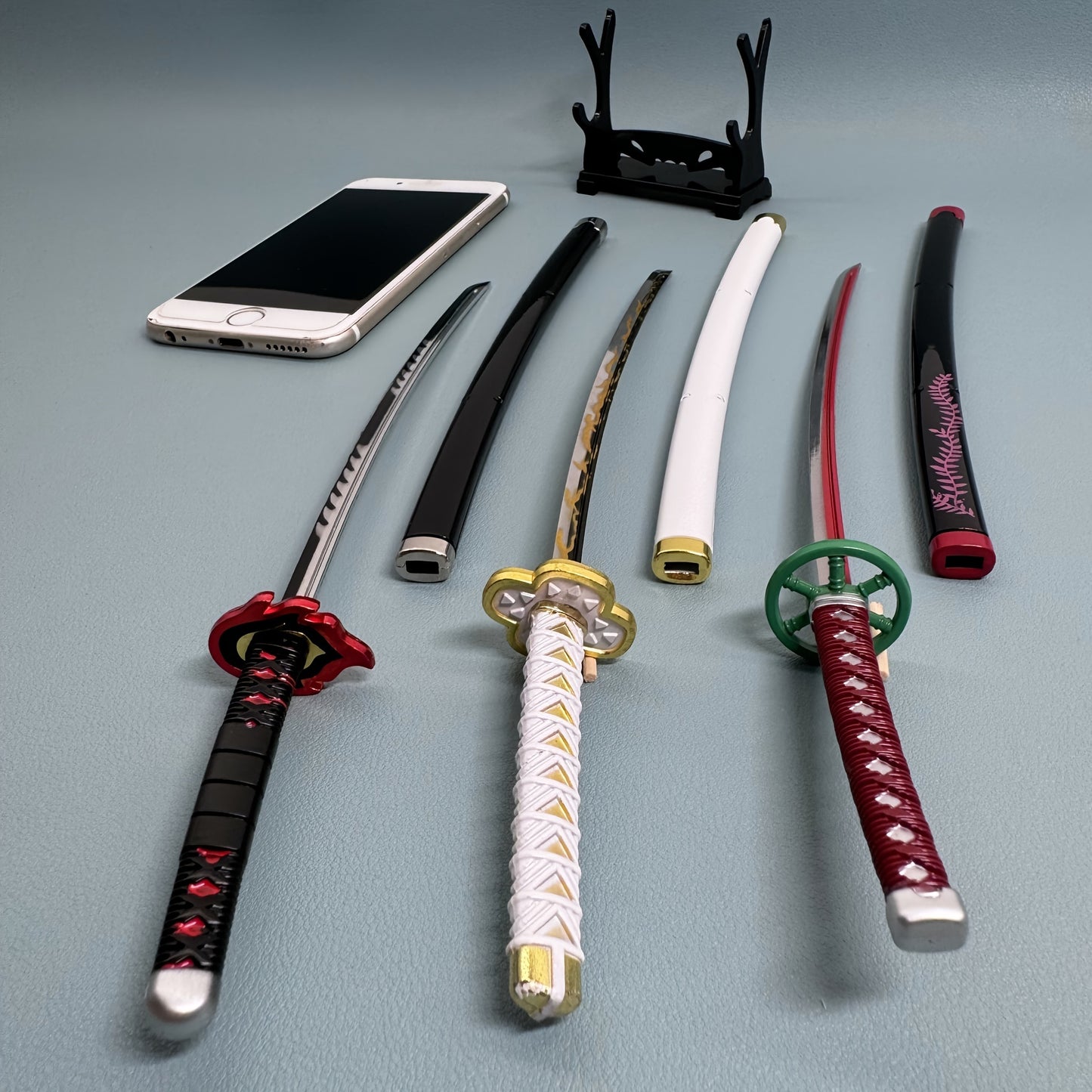 Sword of the Samurai - 23.5cm Metal Game Sword Replica for Anime & Game Fans