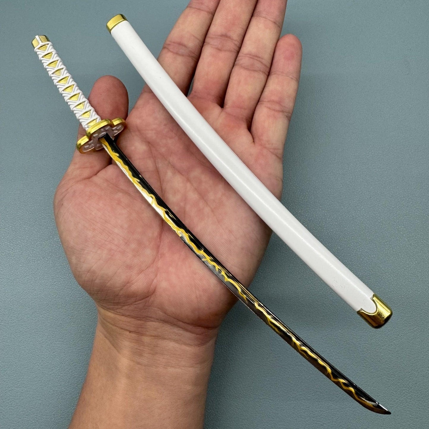 Sword of the Samurai - 23.5cm Metal Game Sword Replica for Anime & Game Fans