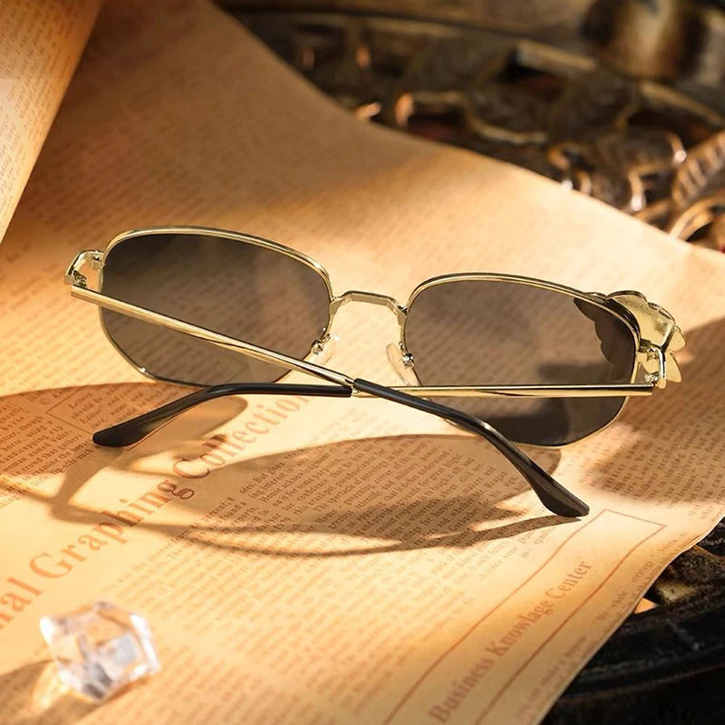 Genshin Impact Navia Cosplay Sunglasses – Metal Eyewear with Free Glasses Box