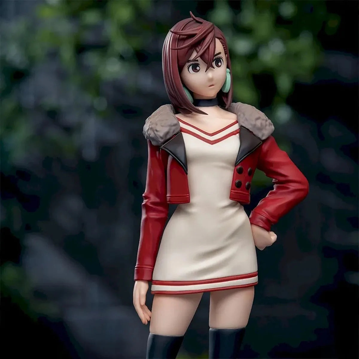 Luminasta Ayase Momo Anime Figure – 21cm Original Collectible
