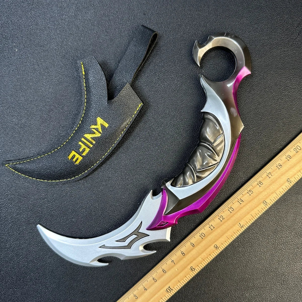 17cm Valorant Championships 2021 Karambit Rotatable All Metal Game Melee Weapon Traning Knife Claw Cosplay Prop Toys Home Decor