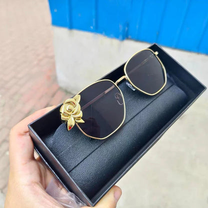 Genshin Impact Navia Cosplay Sunglasses – Metal Eyewear with Free Glasses Box