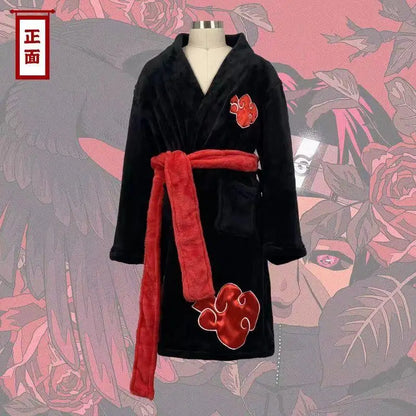 Naruto Akatsuki Flannel Bathrobe – Uchiha Itachi Thermal Nightgown for Young Fans